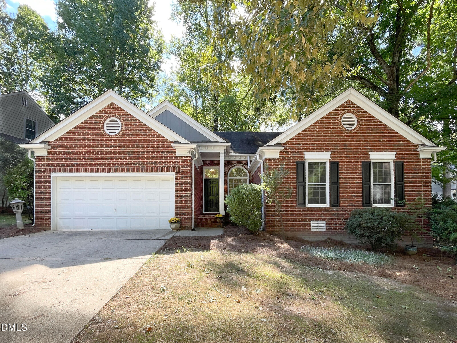 Property Photo: 102 Hunters Crossing NC 27518