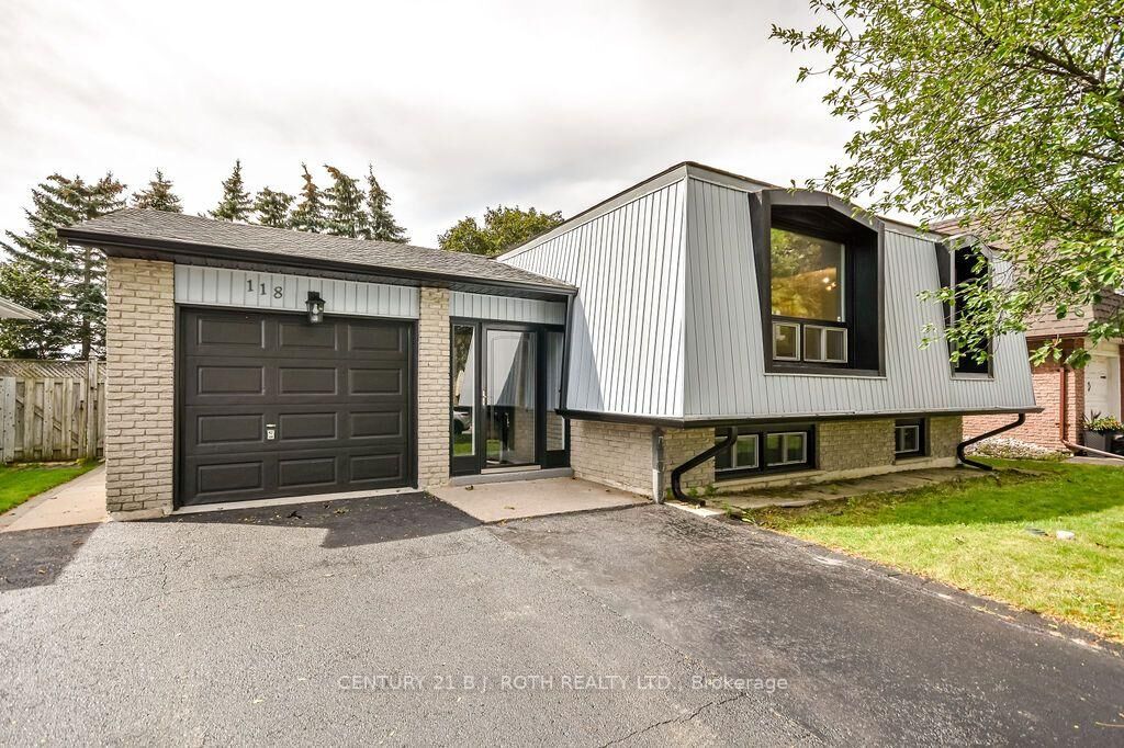 Property Photo:  118 Marshall Street  ON L4N 4L5 