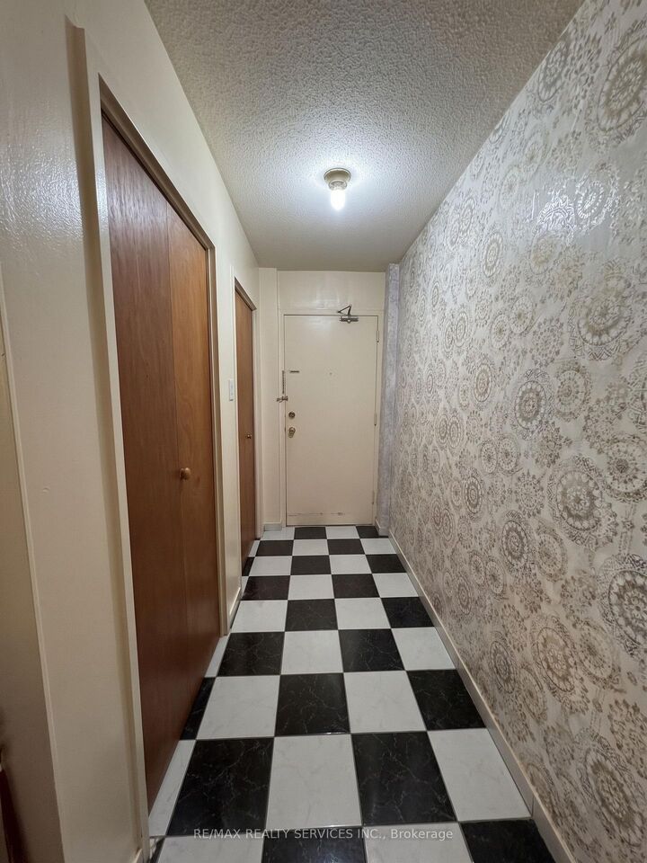Property Photo:  60 Stevenson Road 501  ON M9V 2B4 