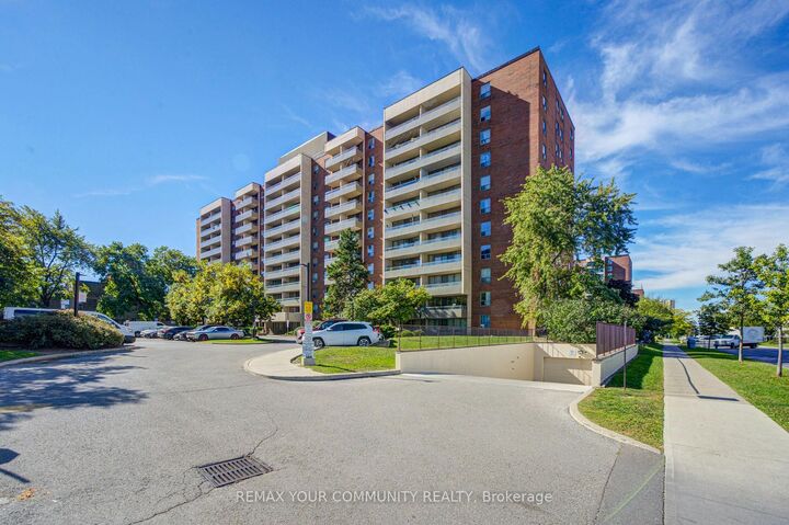 Property Photo:  19 Four Winds Drive 711  ON M3J 2S9 