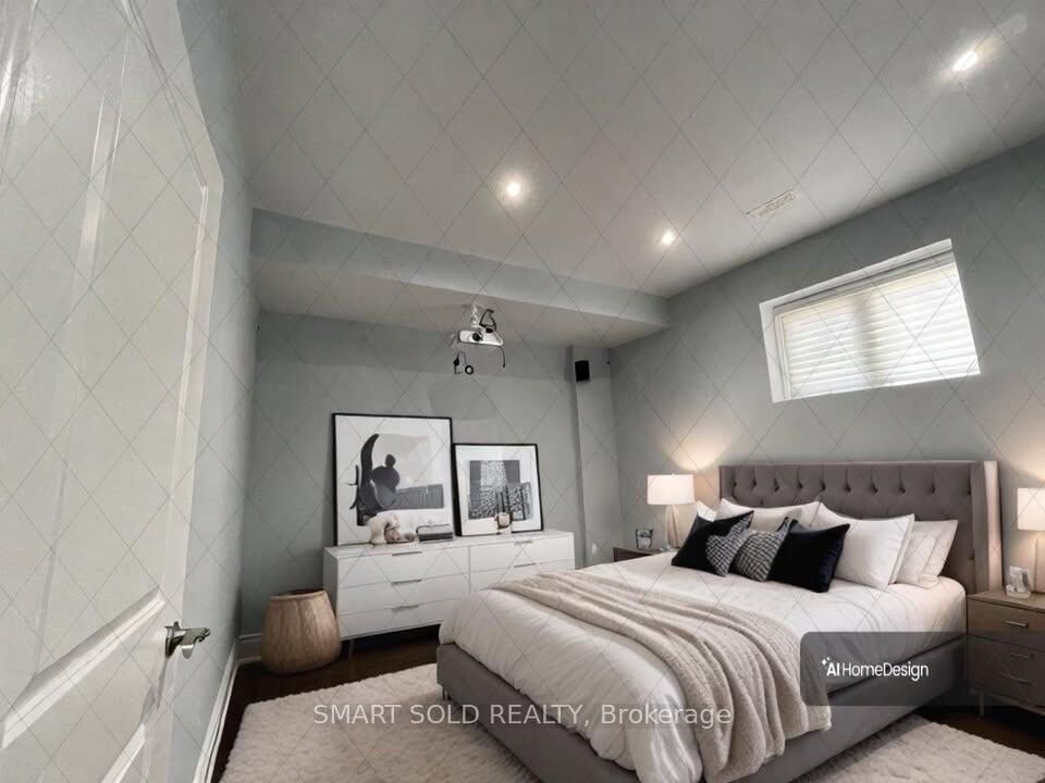 Property Photo:  11 Lurgan Drive Bsmt  ON M2N 2G1 