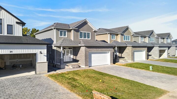 Property Photo:  215 Greene Street  ON N0M 1S3 