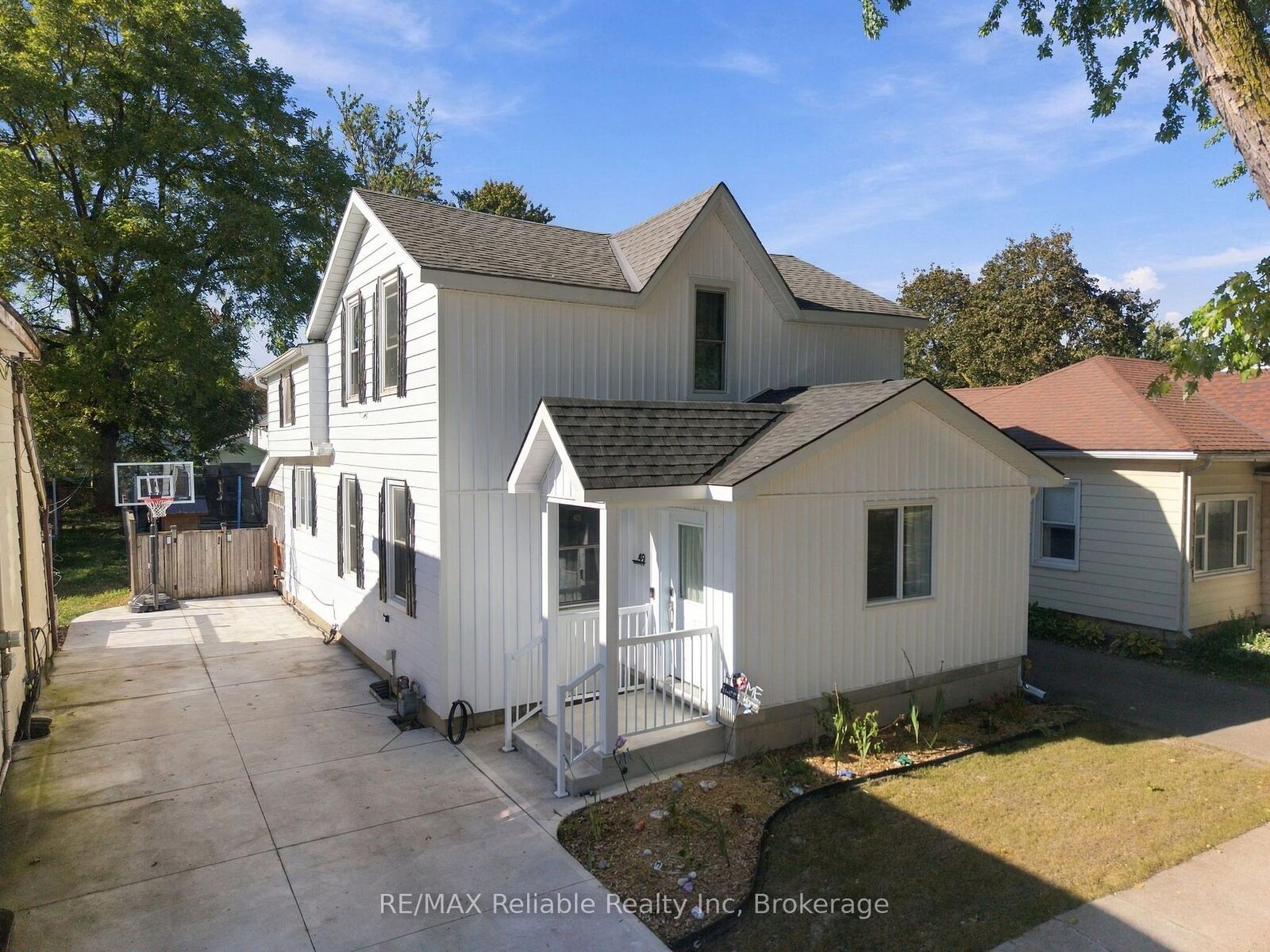 Property Photo:  49 Main Street N  ON N0K 1W0 