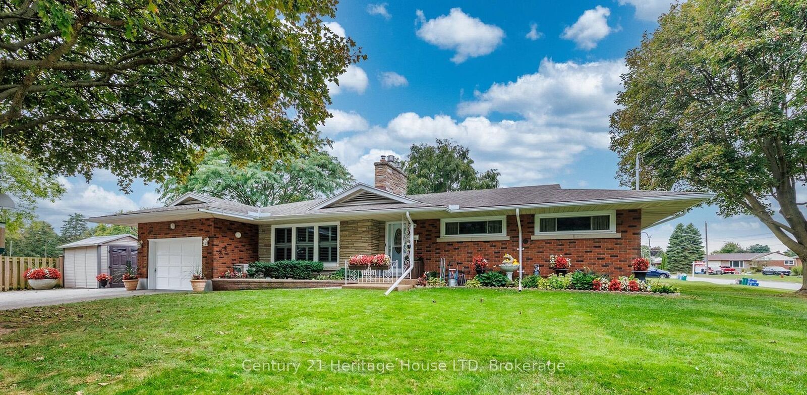 Property Photo: 5159 Shirley Avenue ON L2E 5C3