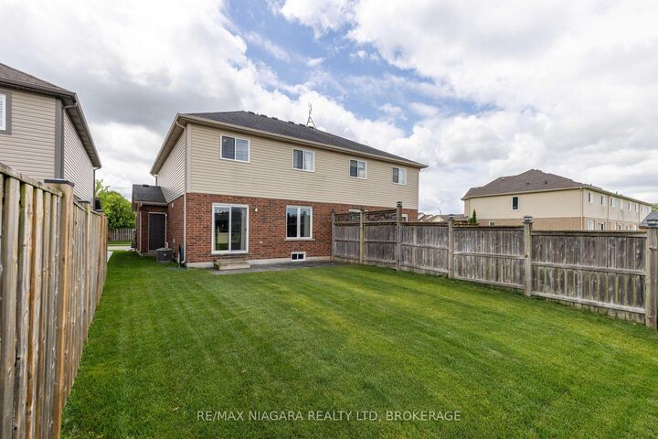 Property Photo: 8625 Upper Canada Drive ON L2H 0B7