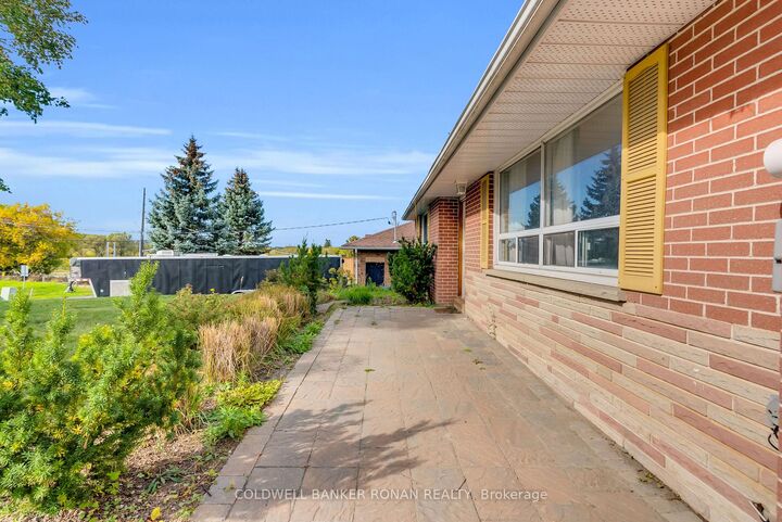 Property Photo:  506 Main Street  ON L0G 1T0 