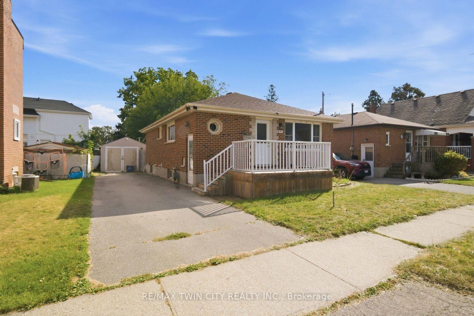 Property Photo:  146 Superior Street  ON N3S 2L4 