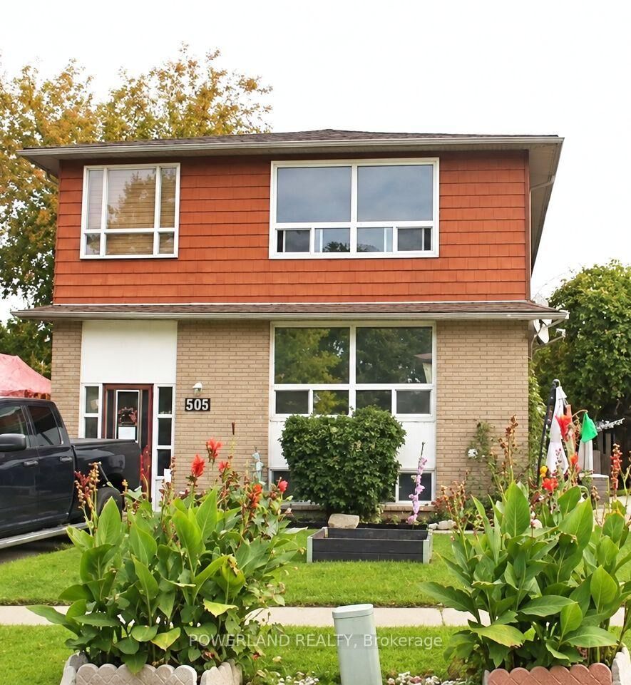 Property Photo:  505 Harris Court  ON L1N 3C6 