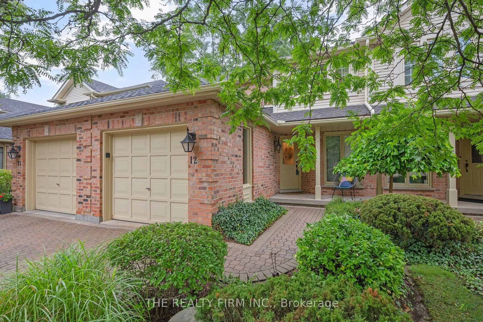 Property Photo: 810 Maitland Street 12 ON N5Y 5K3