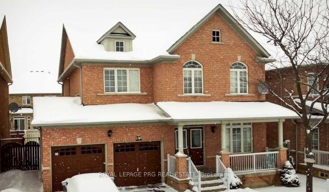 Property Photo:  11 Villagewood Street B  ON L6P 2C4 