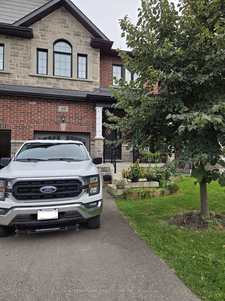 Property Photo:  10 Gord Matthews Way  ON L9P 0E9 