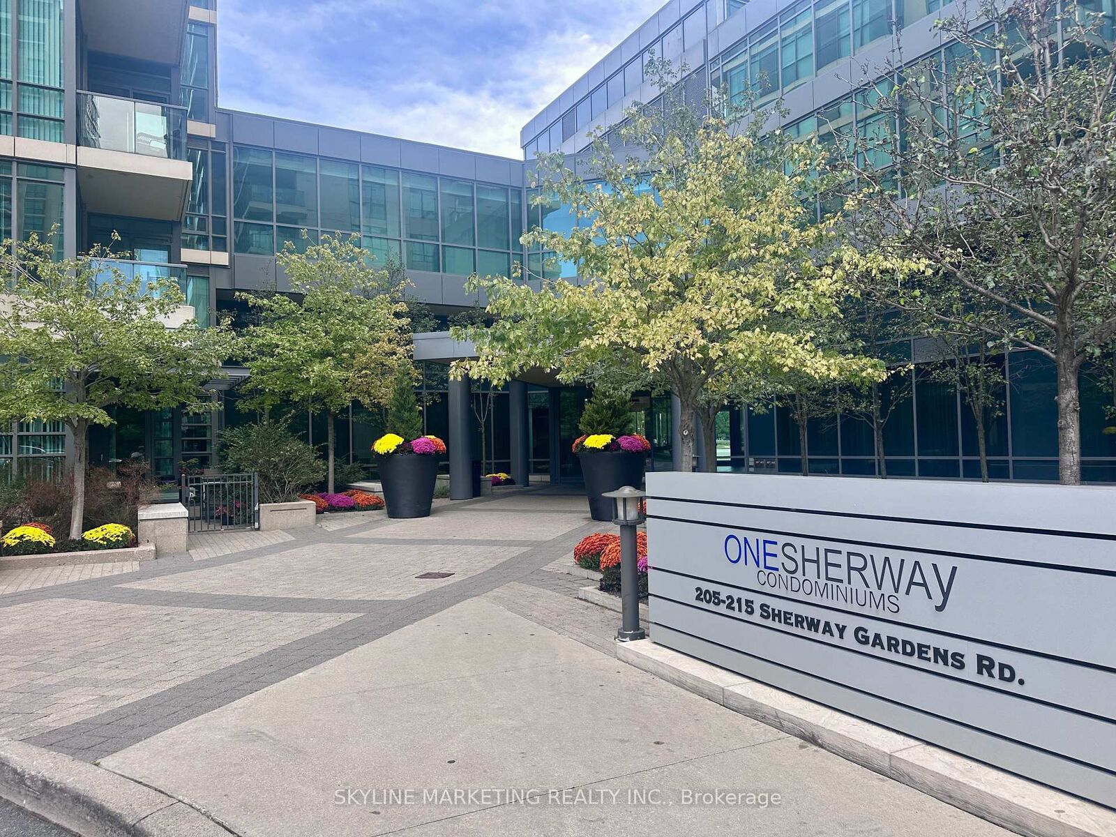 Property Photo:  215 Sherway Gardens Road 2108  ON M9C 0A4 
