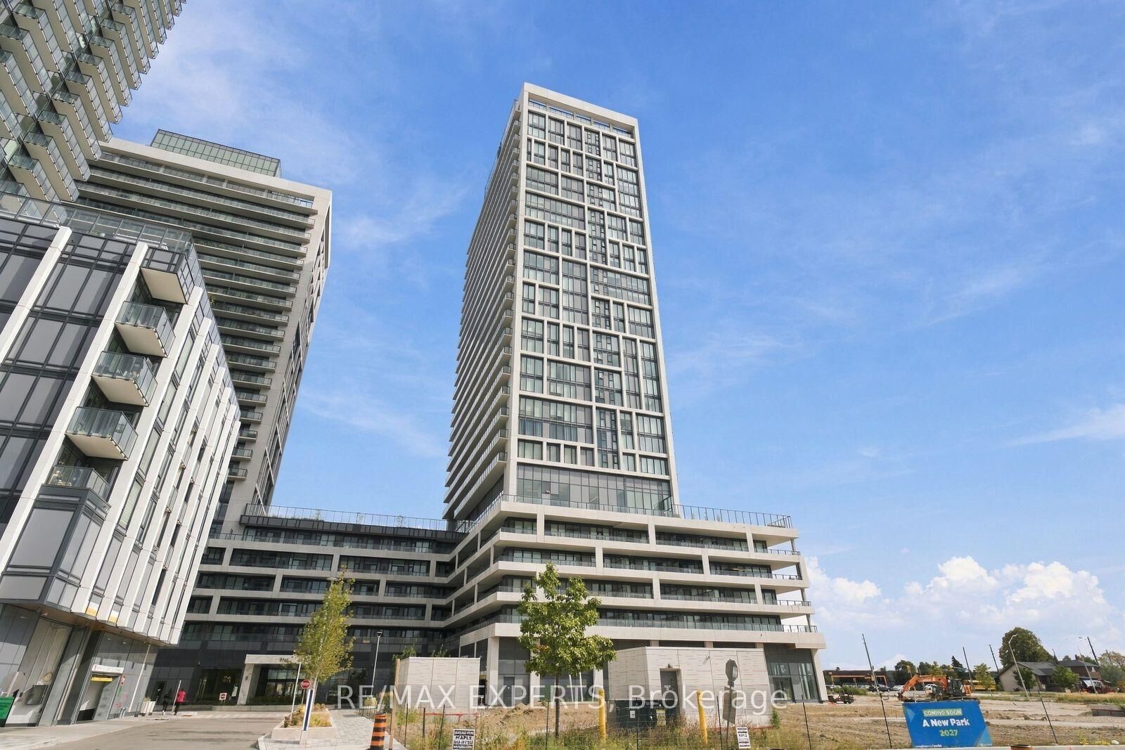 Property Photo: 8960 Jane Street 224 ON L4K 0N9