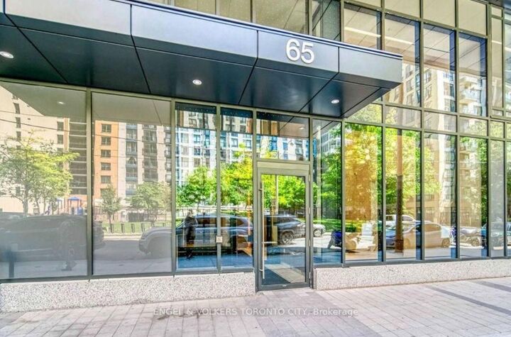 Property Photo:  47 Mutual Street 604  ON M5B 0C6 