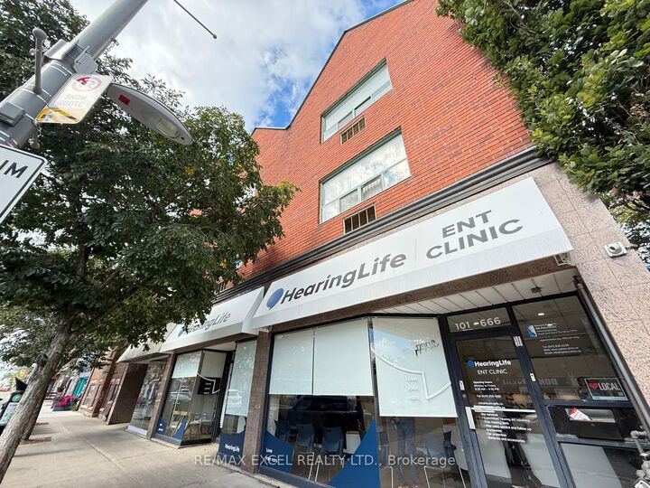 Property Photo:  666 St Clair Avenue W 305  ON M6C 1B1 