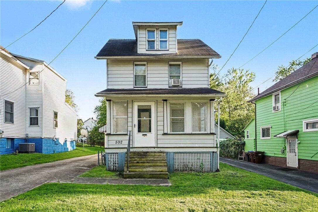 Property Photo: 592 Hull St PA 16146