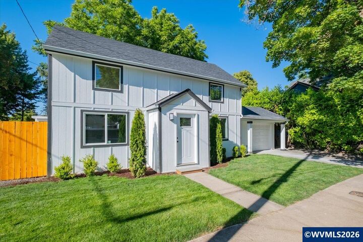 Property Photo:  1965 Breyman St NE  OR 97301 