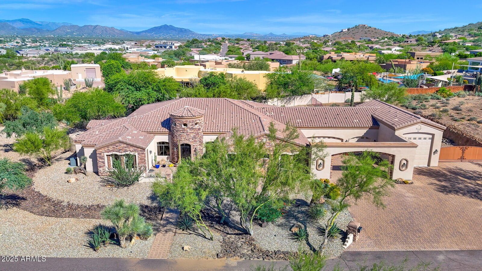 Property Photo: 34023 N 2nd Lane AZ 85085