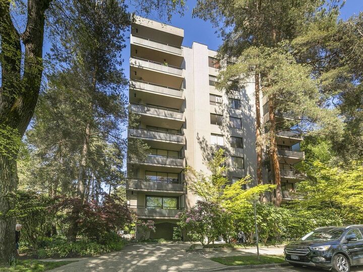 Property Photo:  1685 W 14th Avenue 900  BC V6J 2J3 