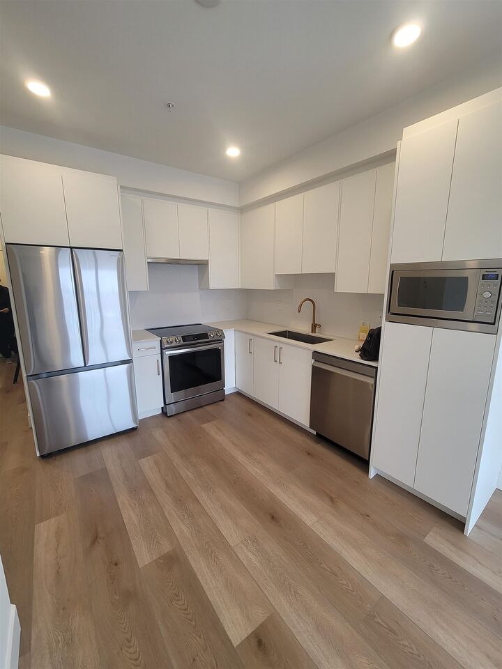 Property Photo:  20282 72B Avenue 214  BC V2Y 4J9 