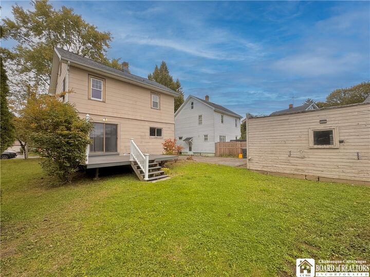 Property Photo:  15 Pennsylvania Avenue  NY 14701 