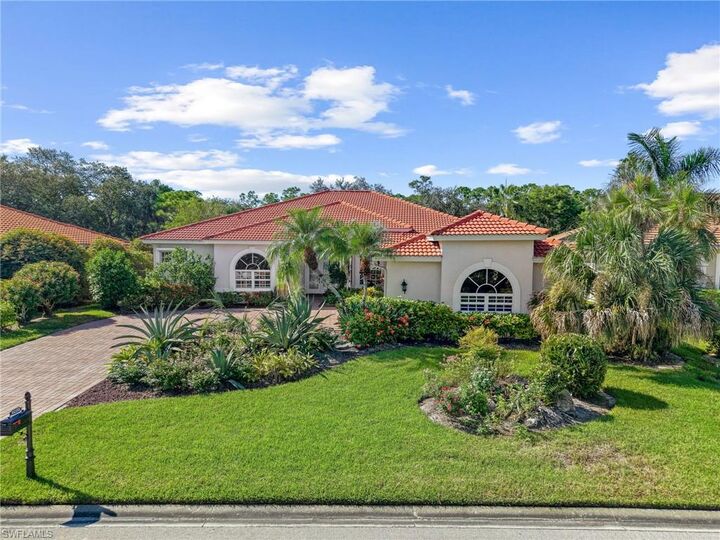 Property Photo: 25870 Creekbend Dr FL 34135