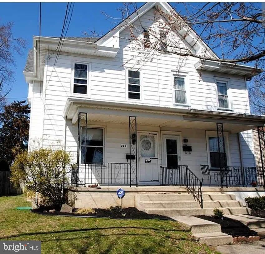 Property Photo:  226 W Federal Street  NJ 08016 