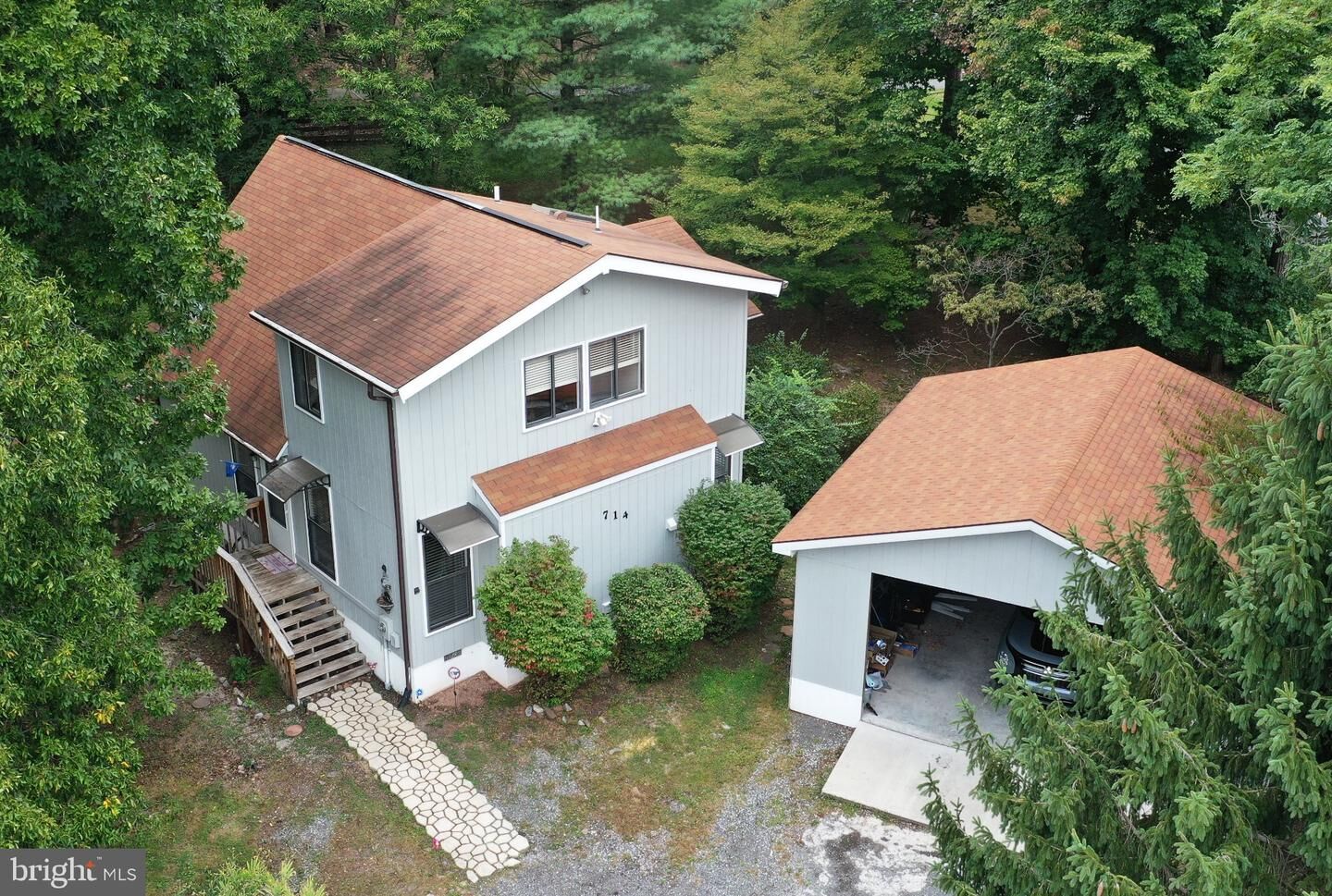 Property Photo:  714 Tecumseh Trail  WV 25427 