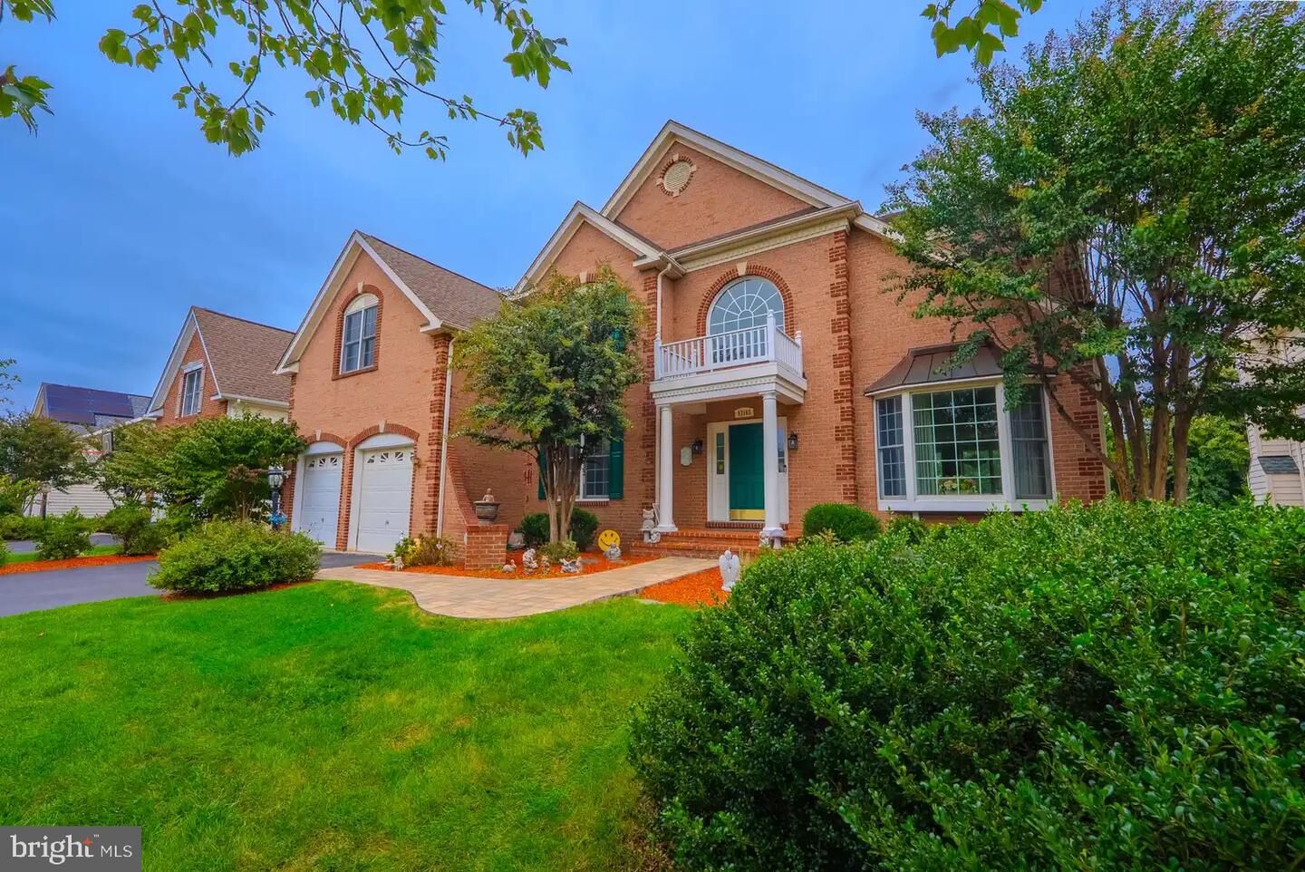 Property Photo:  43165 Valiant Drive  VA 20152 