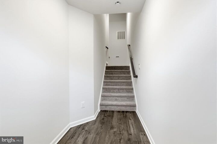 Property Photo: 1076 Meadowlark Drive PA 18051