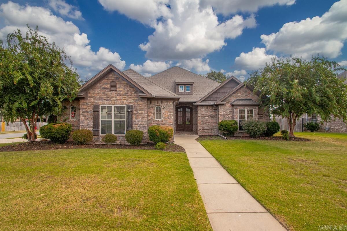 Property Photo:  230 Vintage Cove  AR 72034 