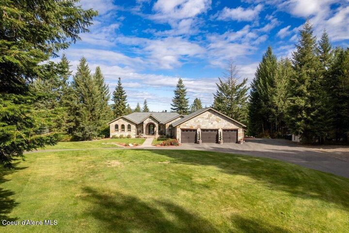 Property Photo: 9485 E Howard Rd ID 83801