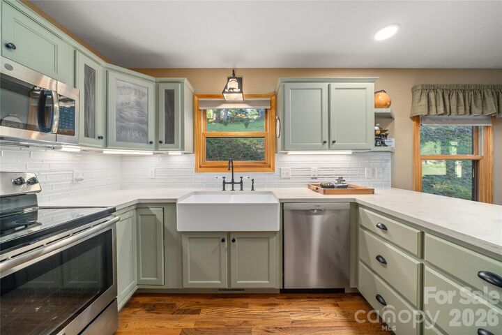 Property Photo: 28 Froggy Bottom Trail NC 28716