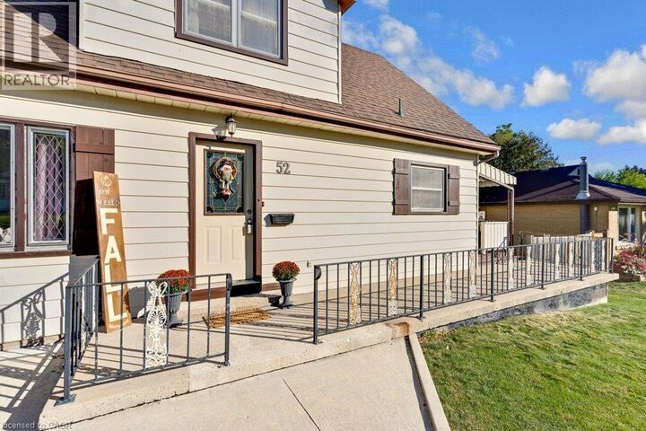 Property Photo:  52 Third Avenue  ON N1S 2C6 