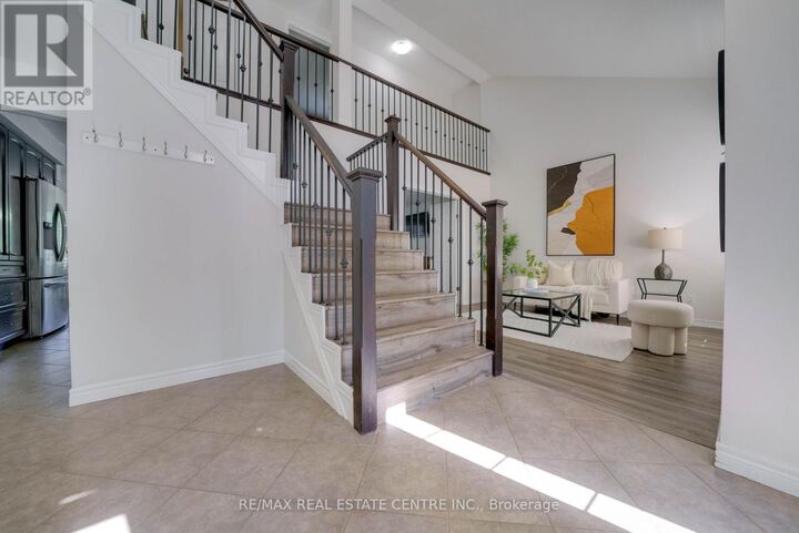 Property Photo: 49 Creekside Dr ON N1E 0C2