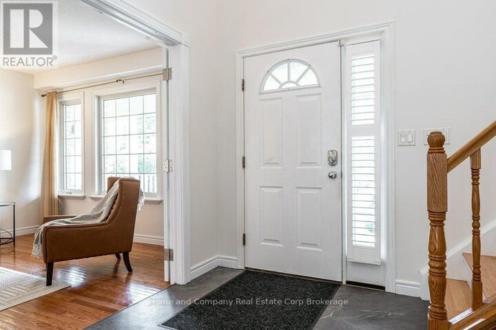 Property Photo: 3 Lightbourne Avenue ON N4Z 1J9