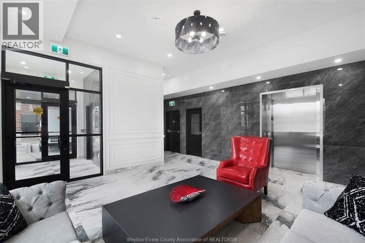 Property Photo:  840 Wyandotte Street East 301  ON N9A 3J6 