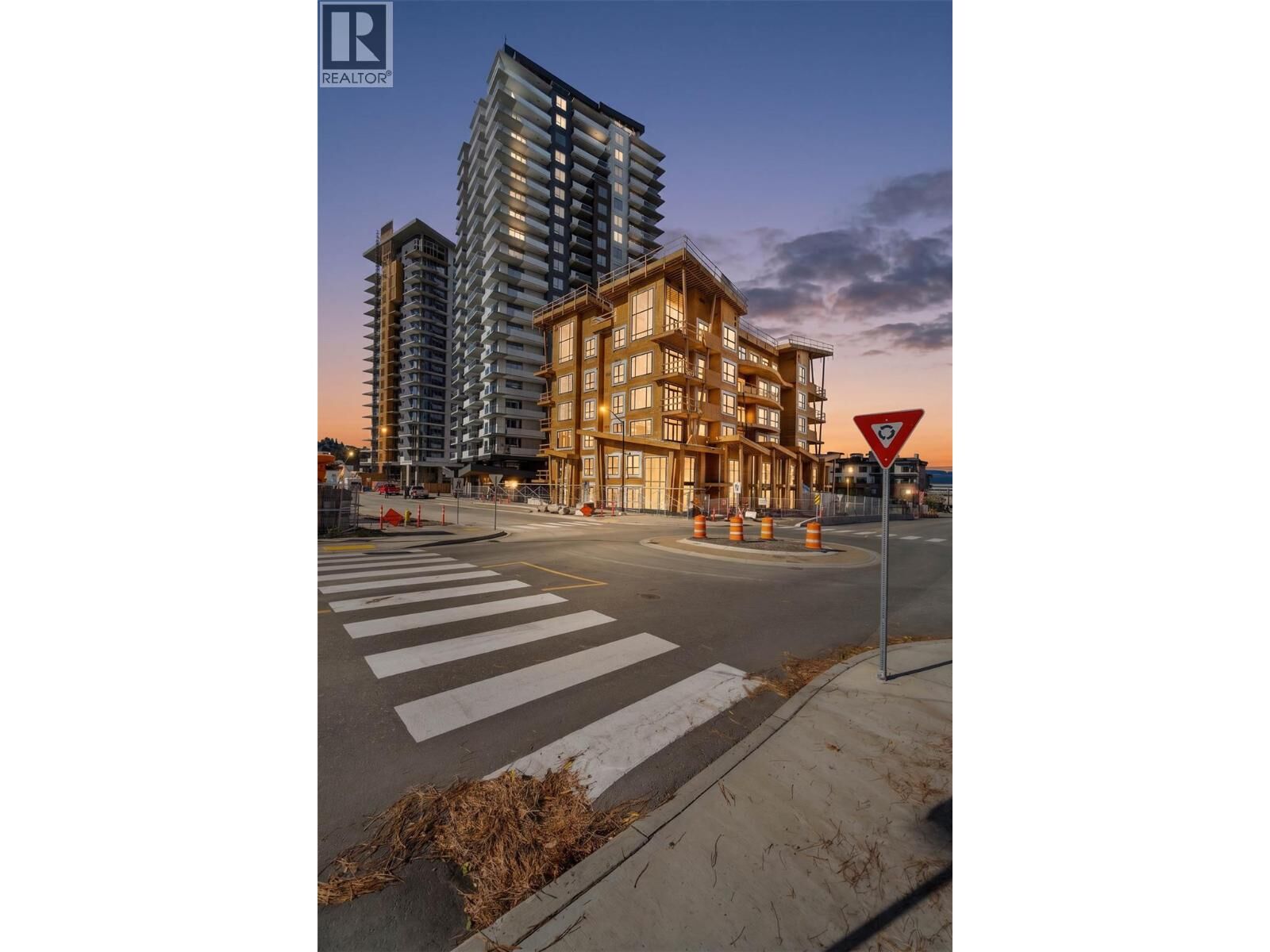 Property Photo:  460 Nicola Street 1201  BC V2C 0N2 