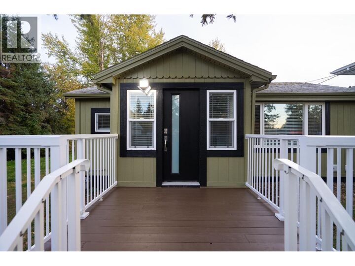 Property Photo:  1355 La Salle Avenue  BC V2L 4K1 