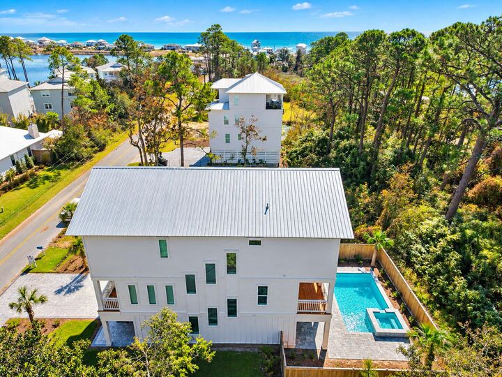 Property Photo:  279 E Seahorse Circle  FL 32459 
