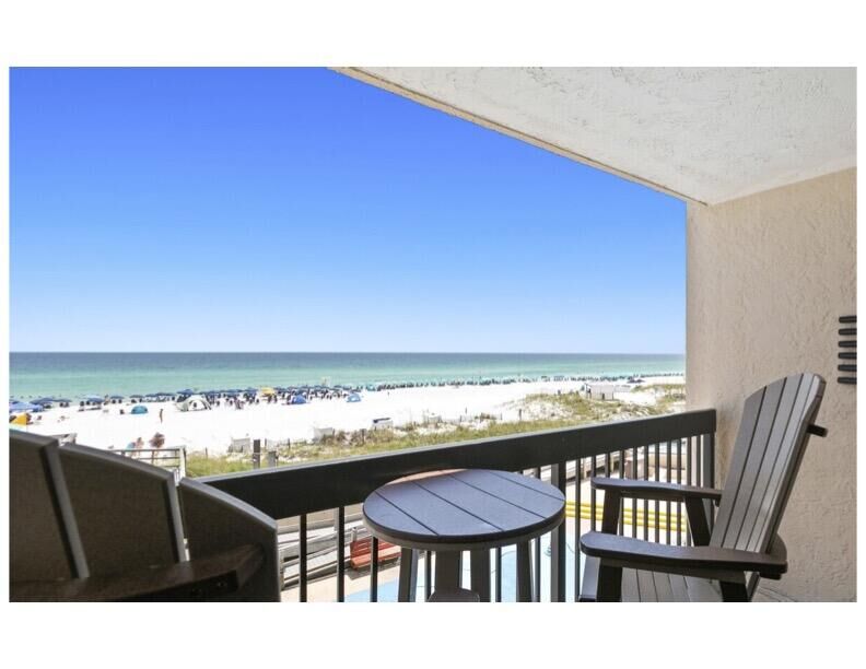 Property Photo: 1040 E Highway 98 Unit 310 FL 32541