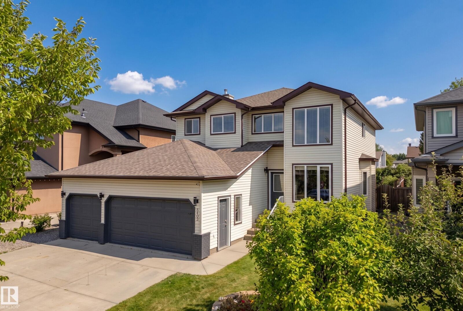 Property Photo:  5403 60 Street  AB T4X 0B3 
