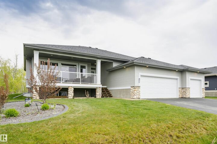 Property Photo:  611 55101 Ste Anne Trail  AB T0E 1A1 