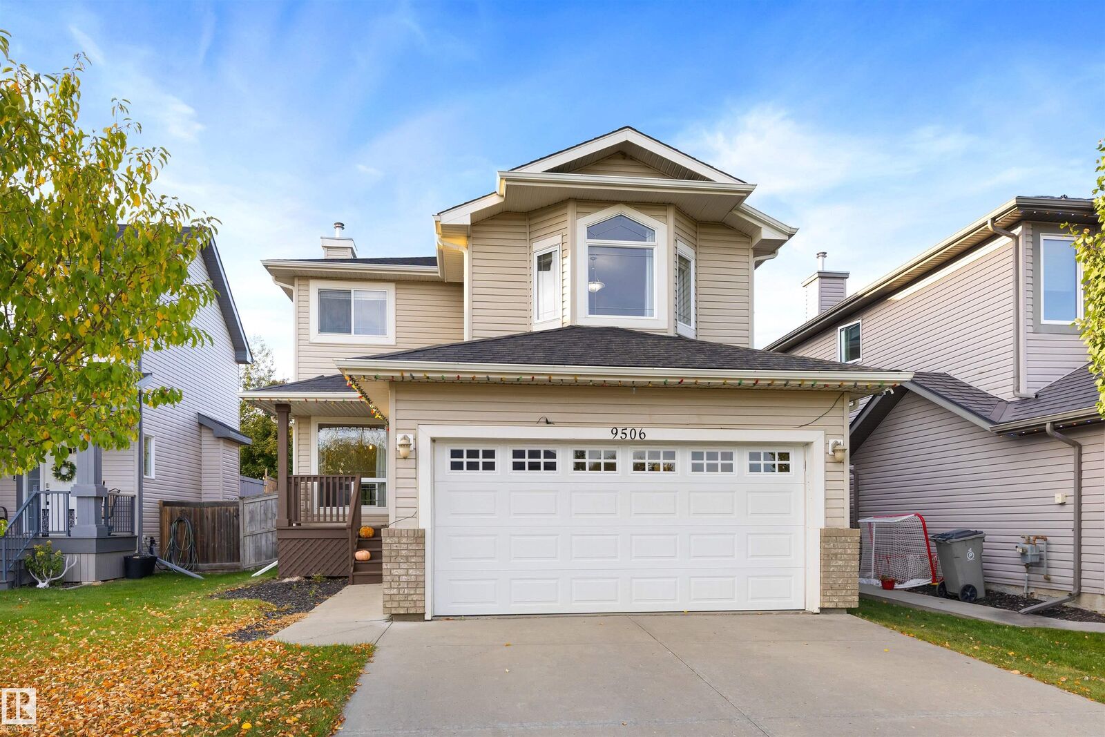 Property Photo: 9506 83 Avenue AB T8R 0A8