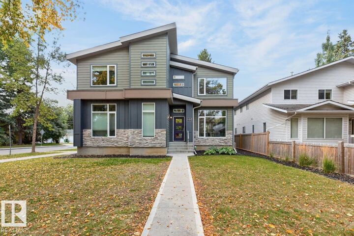 Property Photo:  11207 78 Avenue NW  AB T6G 1J8 