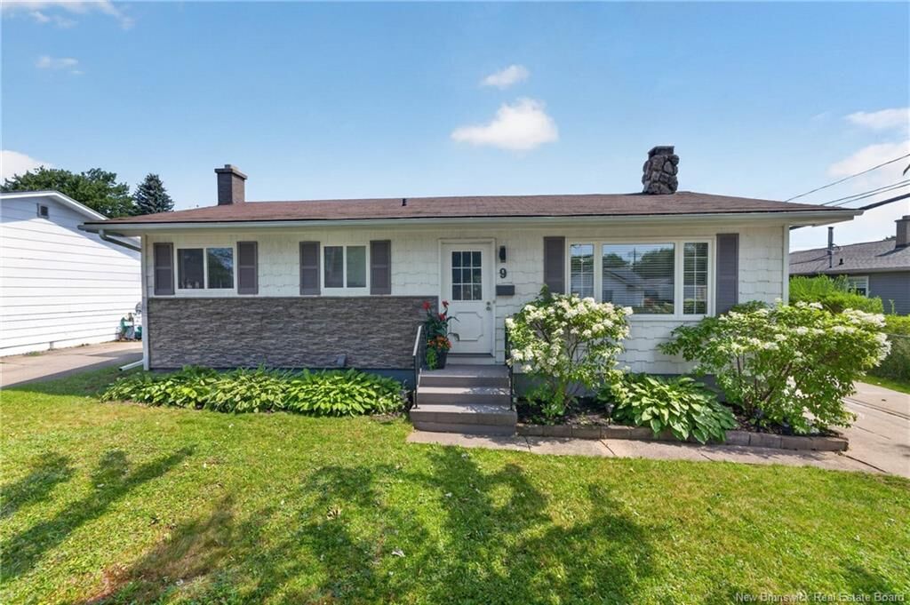 Property Photo:  9 Magellan Drive  NB E1A 5P3 
