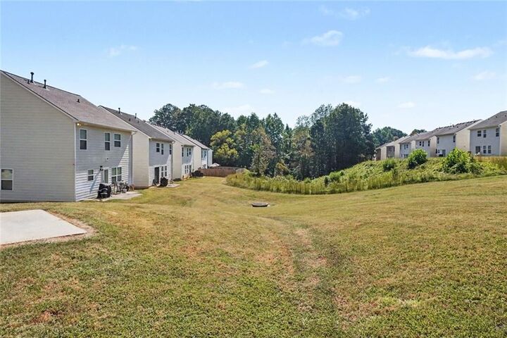 Property Photo:  9464 Lakeview Road  GA 30291 