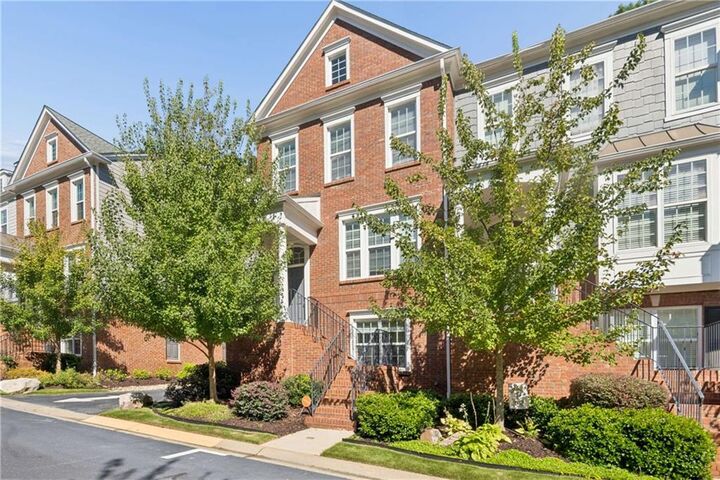 Property Photo: 2253 Limehurst Drive GA 30319