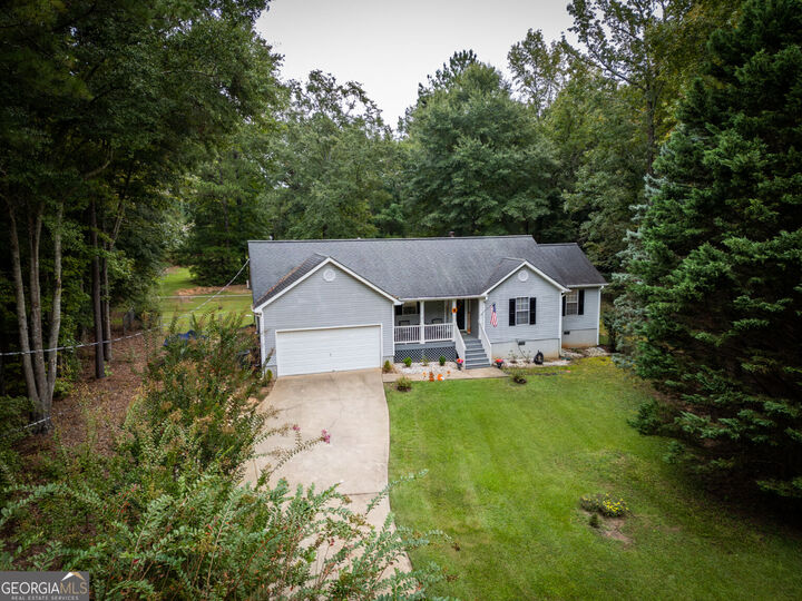Property Photo:  405 Jordan Lane  GA 30248 
