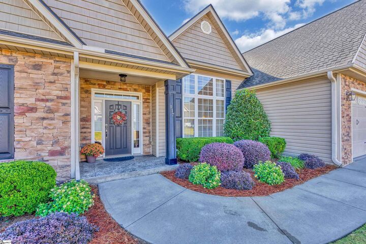Property Photo:  117 Dewfield Lane  SC 29346 